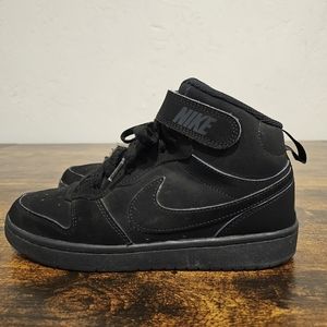 Boys Nike Shoes Size 5
